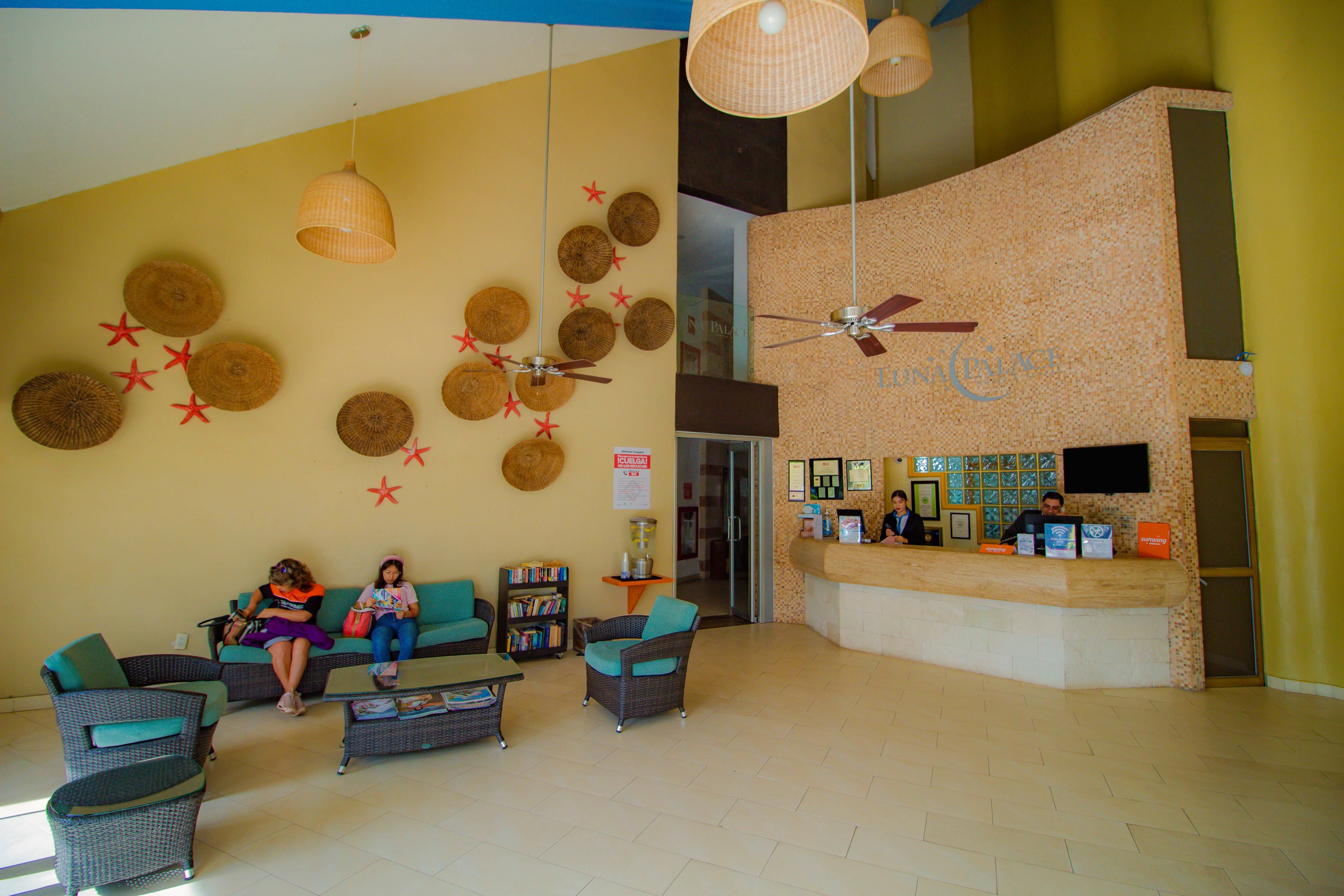 Luna Palace Mazatlán